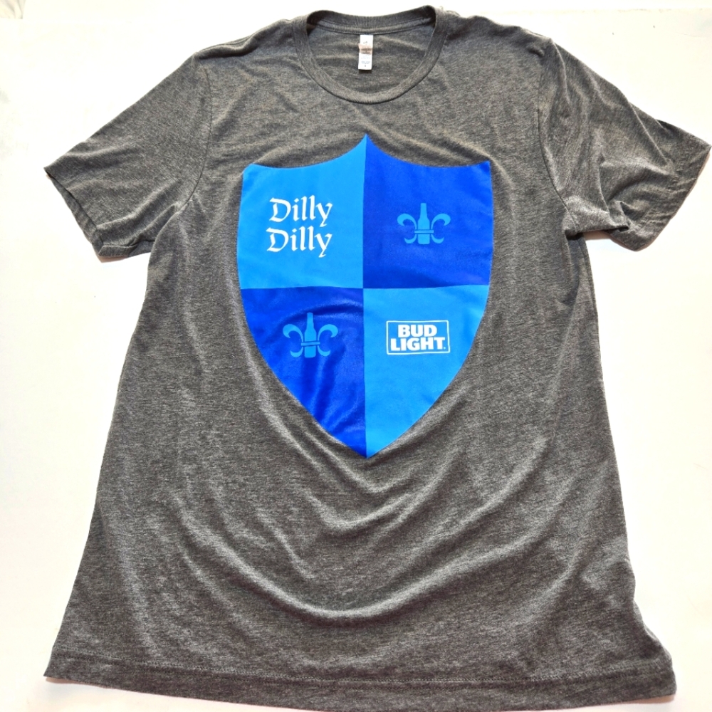 Bud Light Dilly Dilly Shield Men's Short Sleeve T-Shirt Size Large Grey